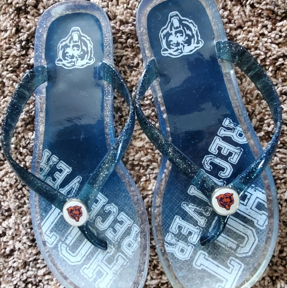 Women's small Chicago Bears jelly flip flops, NWOT - Picture 1 of 2